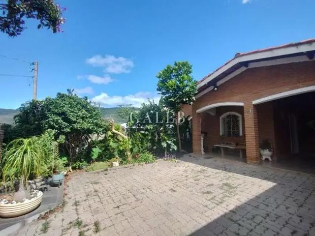 Casa / Sobrado para Venda em Atibaia/SP Vila Petrópolis 4 Quartos