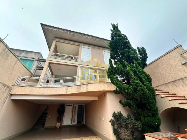 Casa / Sobrado para Venda em Atibaia/SP Vila Petrópolis 4 Quartos