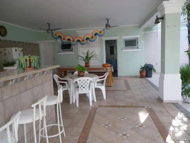 Casa / Sobrado para Venda em Atibaia/SP Vila Santista 4 Quartos