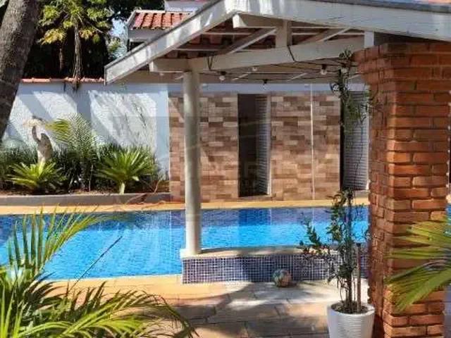 Casa / Sobrado para Venda em Avaré/SP Costa Azul II 6 Quartos