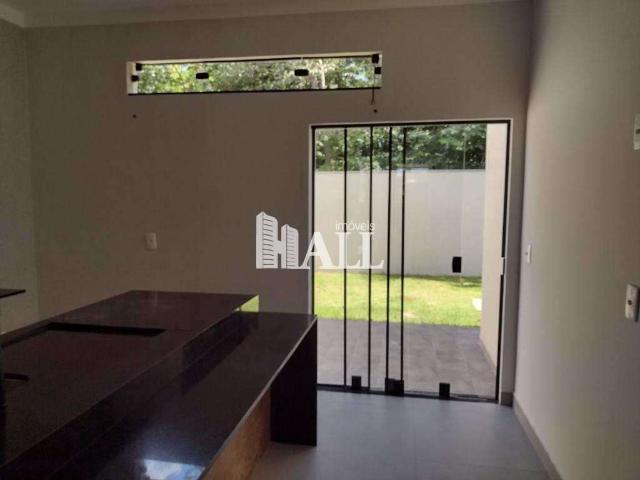 Casa / Sobrado para Venda em Bady Bassitt/SP Jardim Menezes 3 Quartos