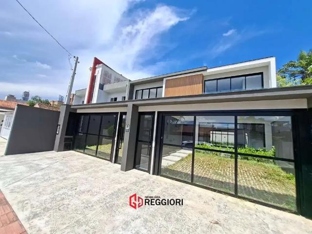 Casa / Sobrado para Venda em Balneário Camboriú/SC Vila Real 3 Quartos