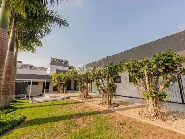 Casa / Sobrado para Venda em Balneário Camboriú/SC Vila Real 3 Quartos