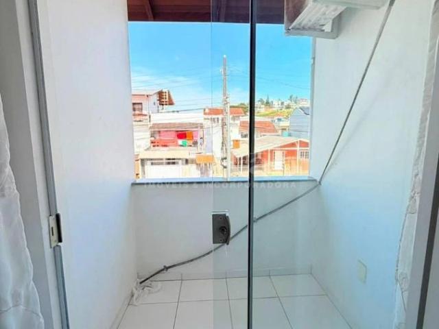 Casa / Sobrado para Venda em Balneário Camboriú/SC Ariribá 2 Quartos