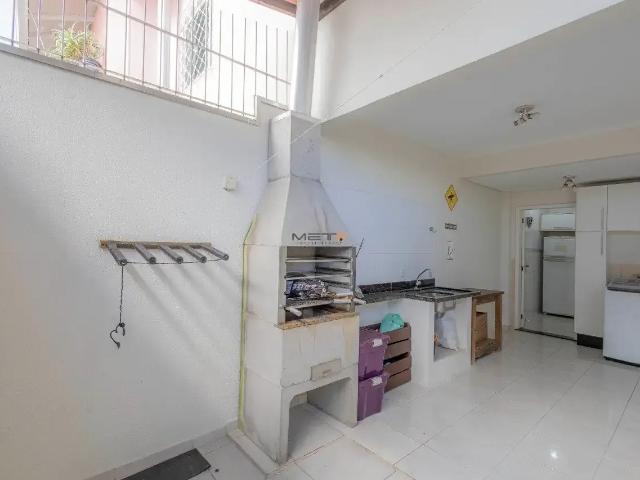 Casa / Sobrado para Venda em Balneário Camboriú/SC Ariribá 3 Quartos
