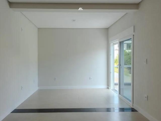 Casa / Sobrado para Venda em Balneário Camboriú/SC Ariribá 4 Quartos