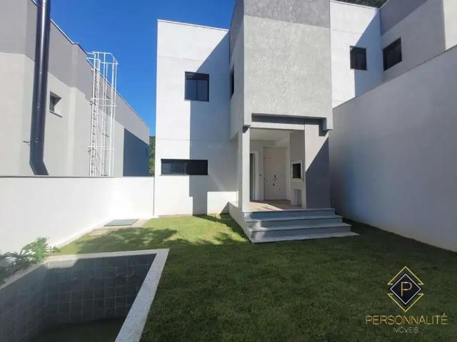 Casa / Sobrado para Venda em Balneário Camboriú/SC Ariribá 4 Quartos