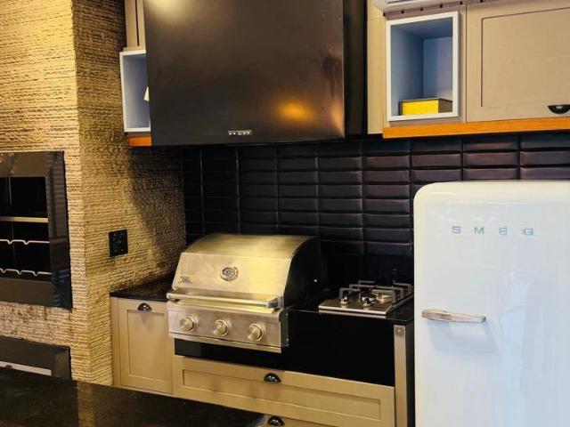 Casa / Sobrado para Venda em Balneário Camboriú/SC Barra 4 Quartos