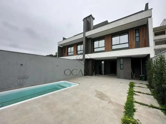 Casa / Sobrado para Venda em Balneário Camboriú/SC Barra 4 Quartos