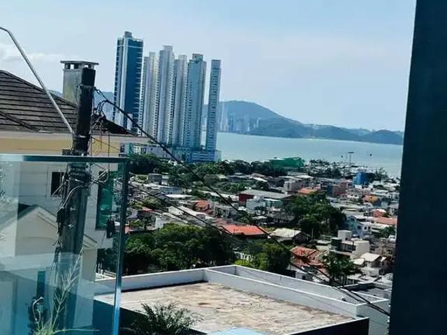 Casa / Sobrado para Venda em Balneário Camboriú/SC Barra 5 Quartos