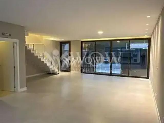 Casa / Sobrado para Venda em Balneário Camboriú/SC Barra Sul 3 Quartos