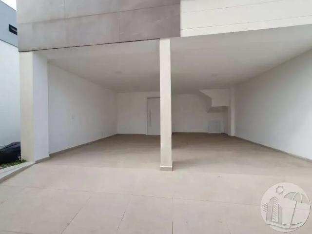 Casa / Sobrado para Venda em Balneário Camboriú/SC Centro 3 Quartos
