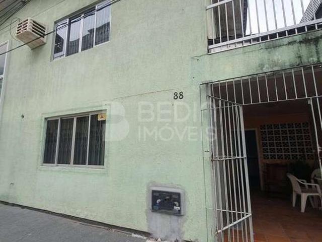 Casa / Sobrado para Venda em Balneário Camboriú/SC Centro 3 Quartos