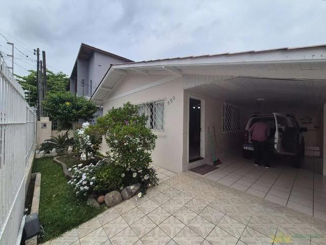 Casa / Sobrado para Venda em Balneário Camboriú/SC Centro 3 Quartos