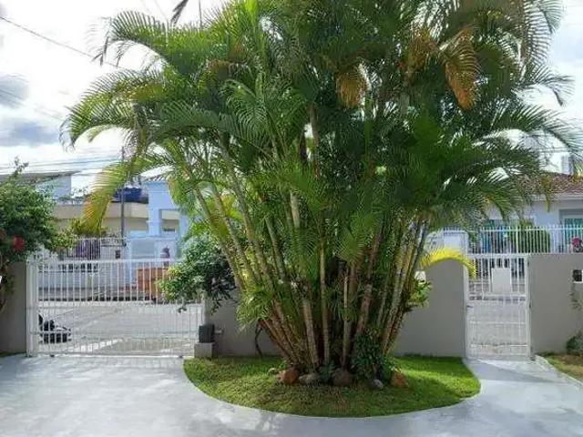 Casa / Sobrado para Venda em Balneário Camboriú/SC Centro 4 Quartos