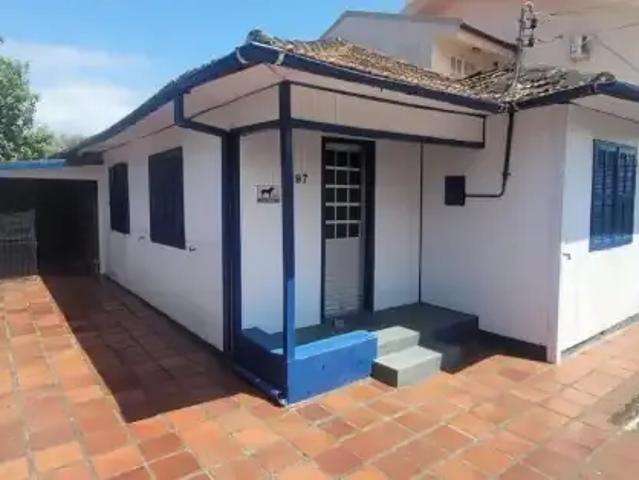 Casa / Sobrado para Venda em Balneário Camboriú/SC Jardim Iate Clube 4 Quartos