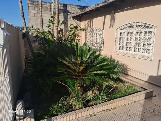 Casa / Sobrado para Venda em Balneário Camboriú/SC Municípios 2 Quartos