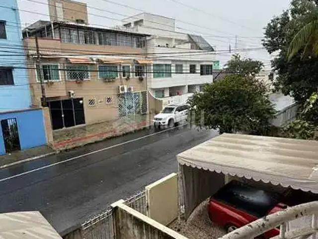Casa / Sobrado para Venda em Balneário Camboriú/SC Municípios 2 Quartos