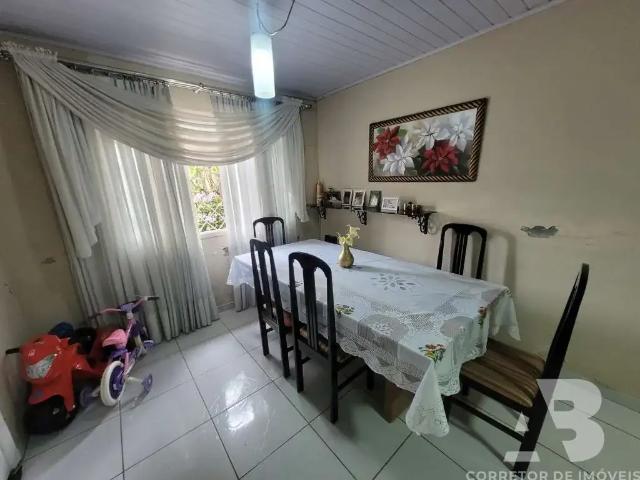Casa / Sobrado para Venda em Balneário Camboriú/SC Municípios 2 Quartos