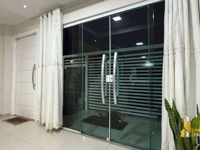 Casa / Sobrado para Venda em Balneário Camboriú/SC Municípios 3 Quartos