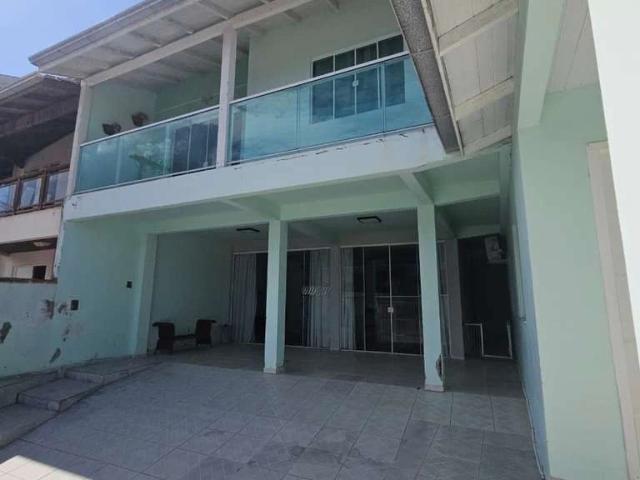 Casa / Sobrado para Venda em Balneário Camboriú/SC Nações 4 Quartos