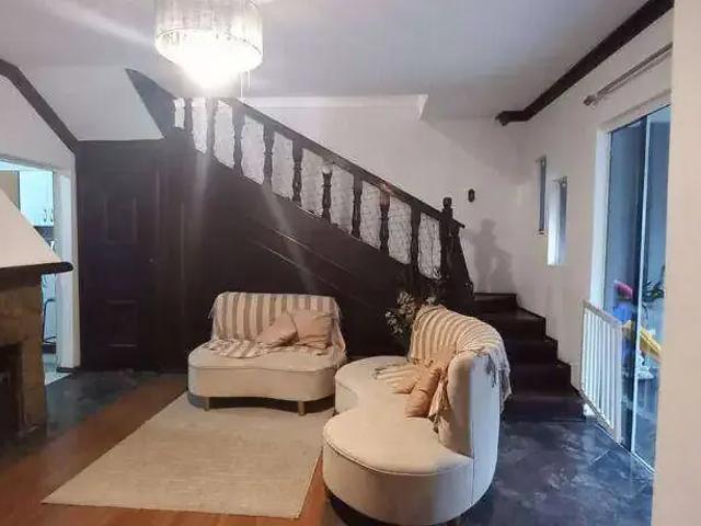 Casa / Sobrado para Venda em Balneário Camboriú/SC Nações 5 Quartos