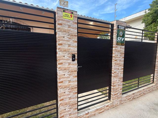 Casa / Sobrado para Venda em Balneário Camboriú/SC Nações 3 Quartos
