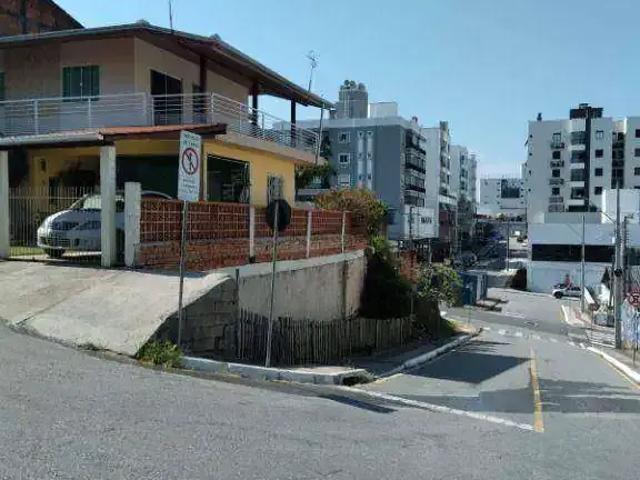 Casa / Sobrado para Venda em Balneário Camboriú/SC Pioneiros 4 Quartos