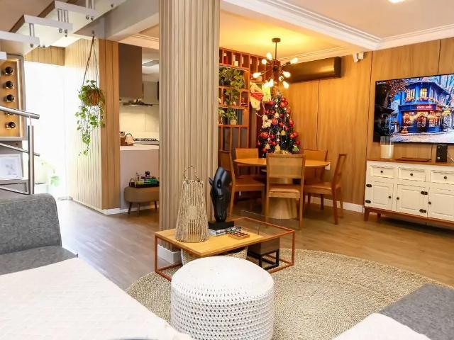Casa / Sobrado para Venda em Balneário Camboriú/SC Praia dos Amores 2 Quartos