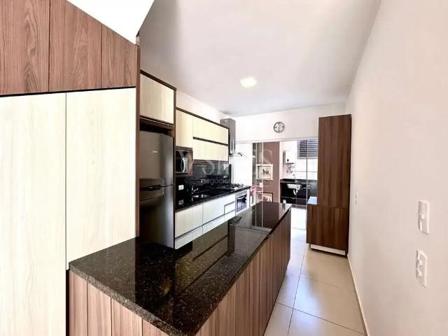 Casa / Sobrado para Venda em Balneário Camboriú/SC Praia dos Amores 3 Quartos