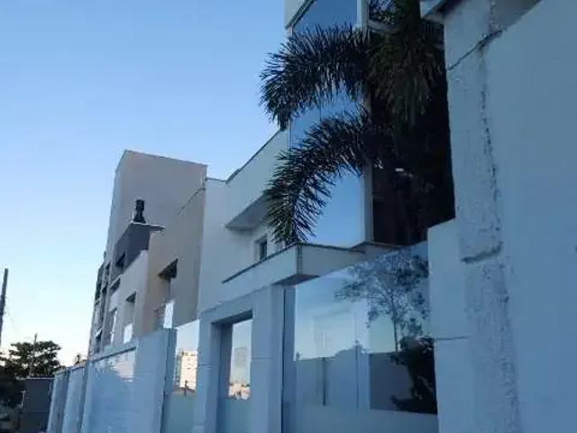 Casa / Sobrado para Venda em Balneário Camboriú/SC Praia dos Amores 3 Quartos