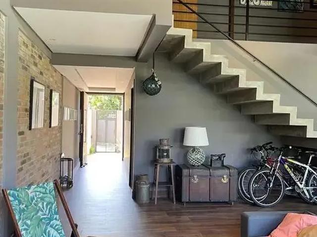 Casa / Sobrado para Venda em Balneário Camboriú/SC Praia dos Amores 3 Quartos