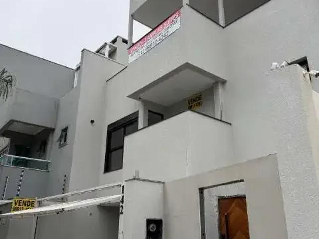 Casa / Sobrado para Venda em Balneário Camboriú/SC Praia dos Amores 3 Quartos