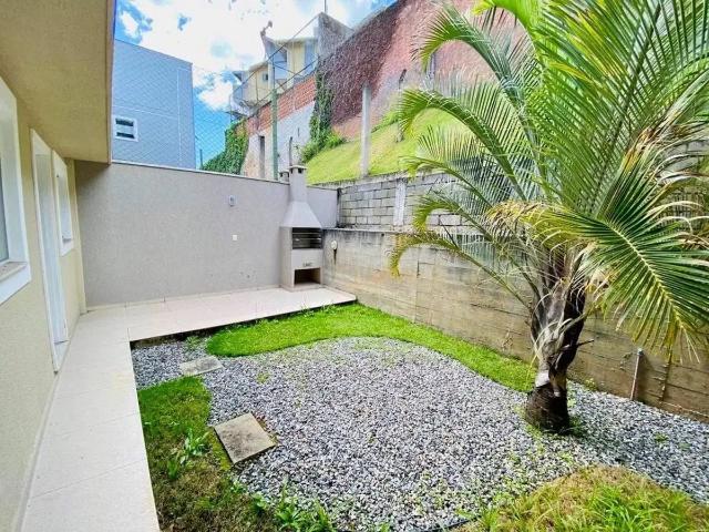 Casa / Sobrado para Venda em Balneário Camboriú/SC Praia dos Amores 3 Quartos
