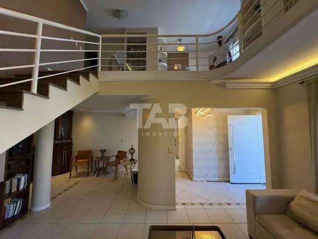 Casa / Sobrado para Venda em Balneário Camboriú/SC Praia dos Amores 4 Quartos
