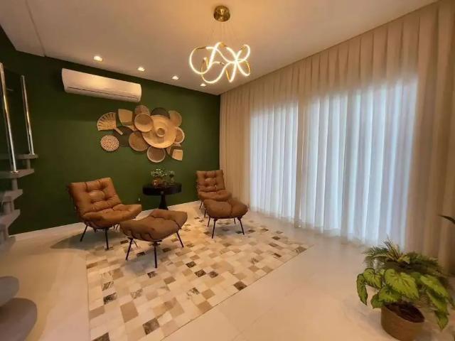 Casa / Sobrado para Venda em Balneário Camboriú/SC Praia dos Amores 4 Quartos