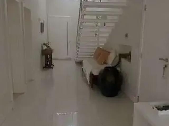 Casa / Sobrado para Venda em Balneário Camboriú/SC Praia dos Amores 5 Quartos
