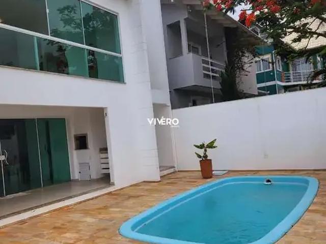 Casa / Sobrado para Venda em Balneário Camboriú/SC Praia dos Amores 5 Quartos