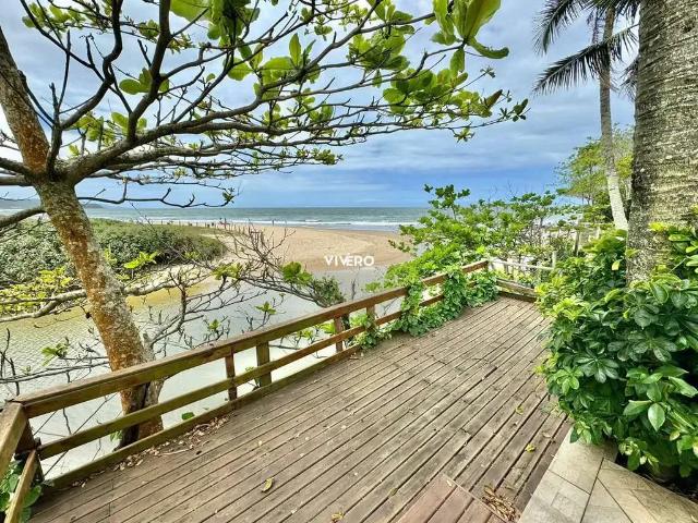 Casa / Sobrado para Venda em Balneário Camboriú/SC Praia dos Amores 8 Quartos