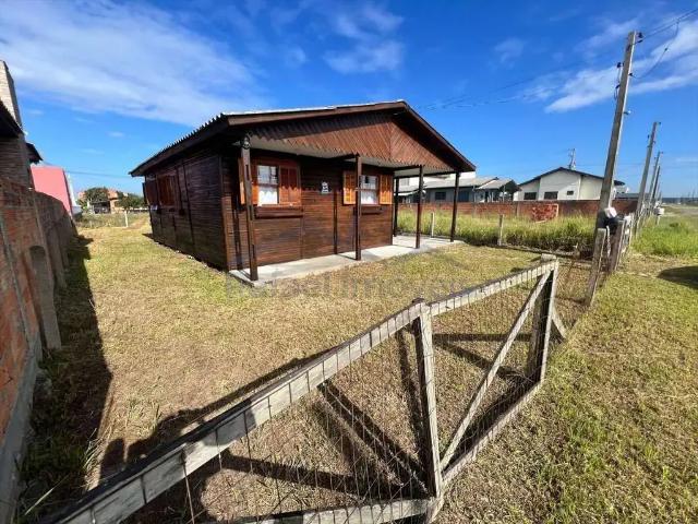 Casa / Sobrado para Venda em Balneário Arroio do Silva/SC Areias Brancas 3 Quartos