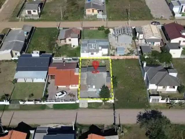 Casa / Sobrado para Venda em Balneário Arroio do Silva/SC Golfinho 3 Quartos