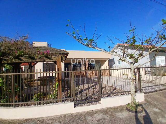 Casa / Sobrado para Venda em Balneário Arroio do Silva/SC Golfinho 2 Quartos
