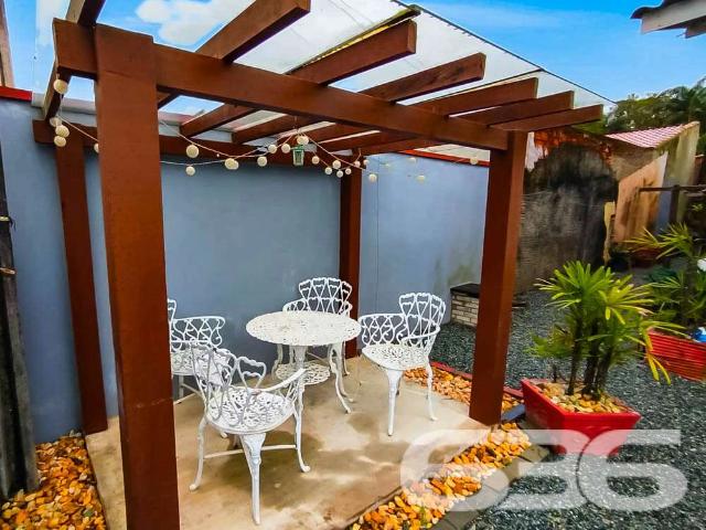 Casa / Sobrado para Venda em Balneário Barra do Sul/SC Costeira 3 Quartos