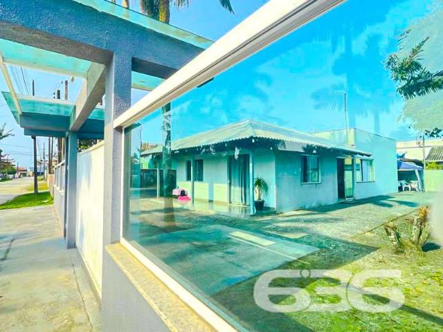 Casa / Sobrado para Venda em Balneário Barra do Sul/SC Costeira 3 Quartos