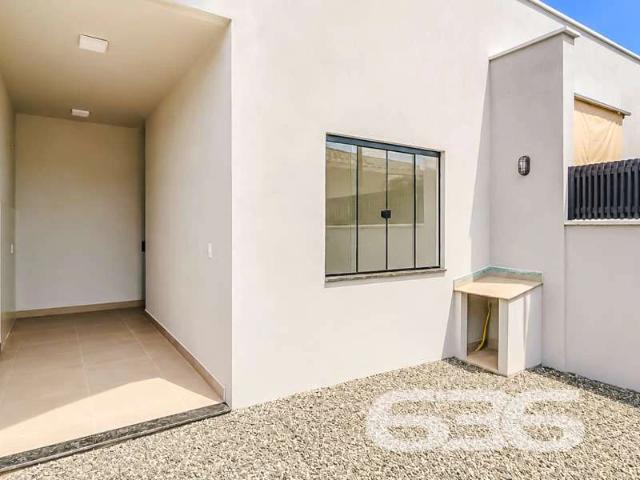 Casa / Sobrado para Venda em Balneário Barra do Sul/SC Costeira 3 Quartos
