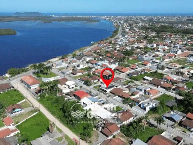 Casa / Sobrado para Venda em Balneário Barra do Sul/SC Costeira 3 Quartos