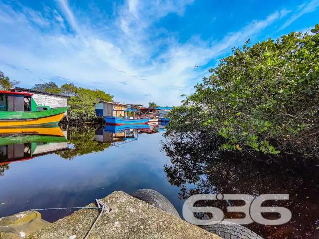 Casa / Sobrado para Venda em Balneário Barra do Sul/SC Costeira 3 Quartos
