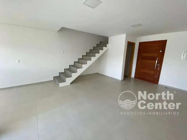 Casa / Sobrado para Venda em Balneário Barra do Sul/SC Costeira 3 Quartos