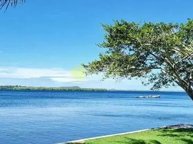 Casa / Sobrado para Venda em Balneário Barra do Sul/SC Costeira 4 Quartos