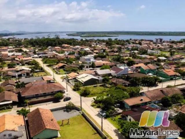 Casa / Sobrado para Venda em Balneário Barra do Sul/SC Costeira 4 Quartos